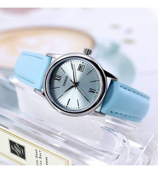CASIO LTP-V002L-2B3UDF жіночий годинник CASIO LTP-V002L-2B3UDF жіночий годинник фото