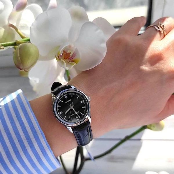 CASIO LTP-V005L-1AUDF жіночий годинник CASIO LTP-V005L-1AUDF жіночий годинник фото