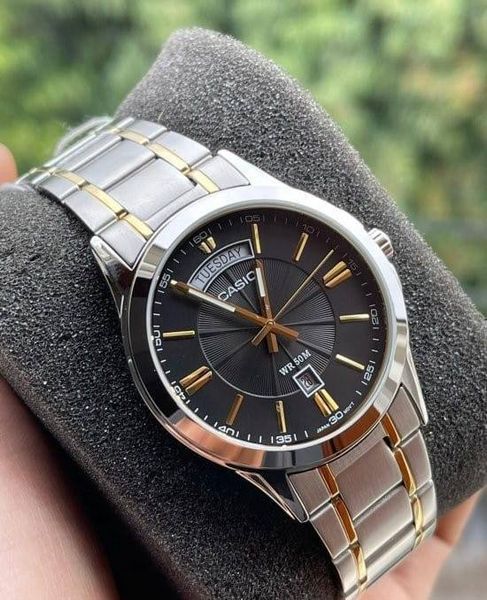 CASIO MTP-1381G-1AVDF чоловічий годинник CASIO MTP-1381G-1AVDF чоловічий годинник фото